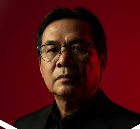 นายรัฐธรกิจ พ่วงรับ